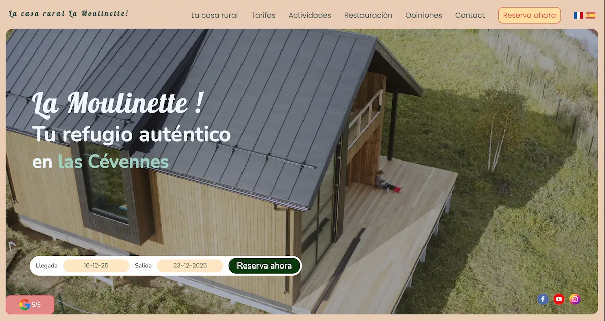 Homepage of La Moulinette guesthouse website with countryside house